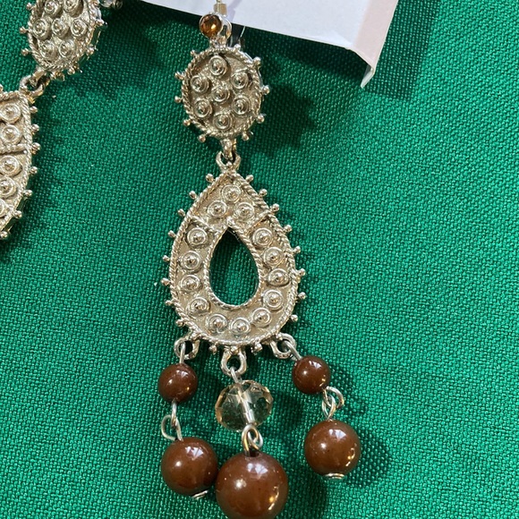 Brown Beaded Silver Tone Hanging Earrings - Picture 4 of 5